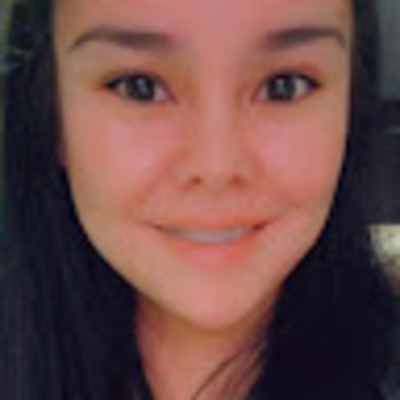 Meet your Posher, Layna - Picture 1 of 1